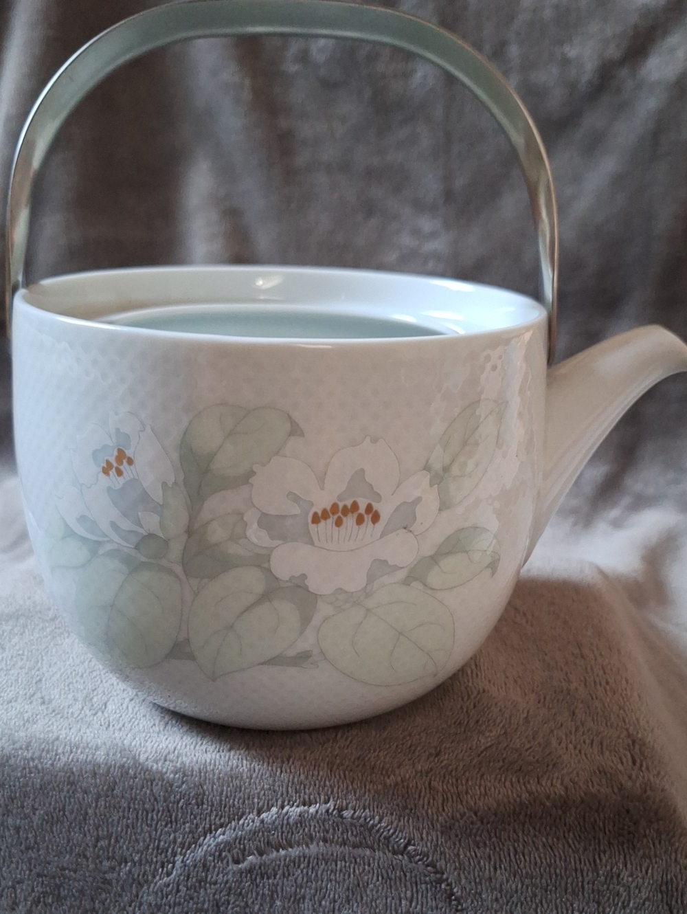 Rosenthal Tea Pot - Picture 2 of 11